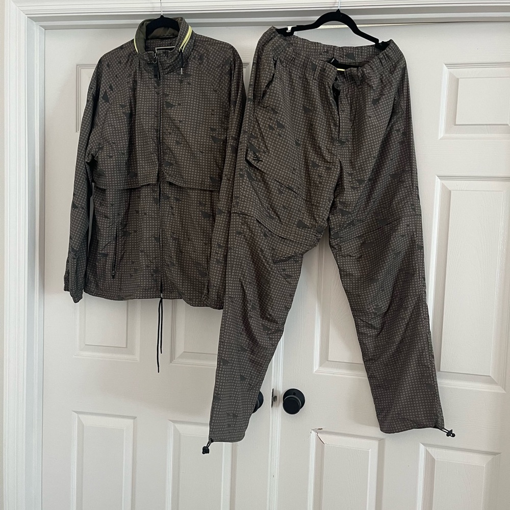 Men's Brown & Olive Matvhimg Jacket, Pants and Shorts - Windbreaker 3-Piece Set